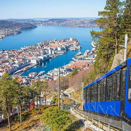 Fin Og Super Sentral Apartment Bergen