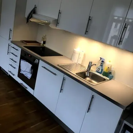Appartamento Fin Og Super Sentral *