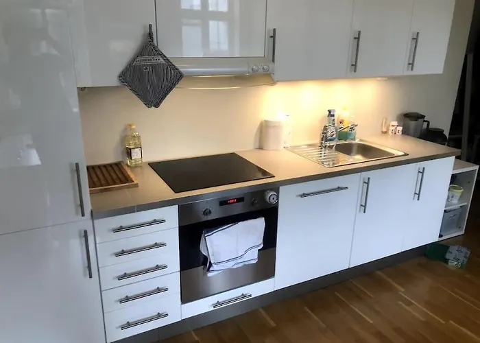 Fin Og Super Sentral * Bergen